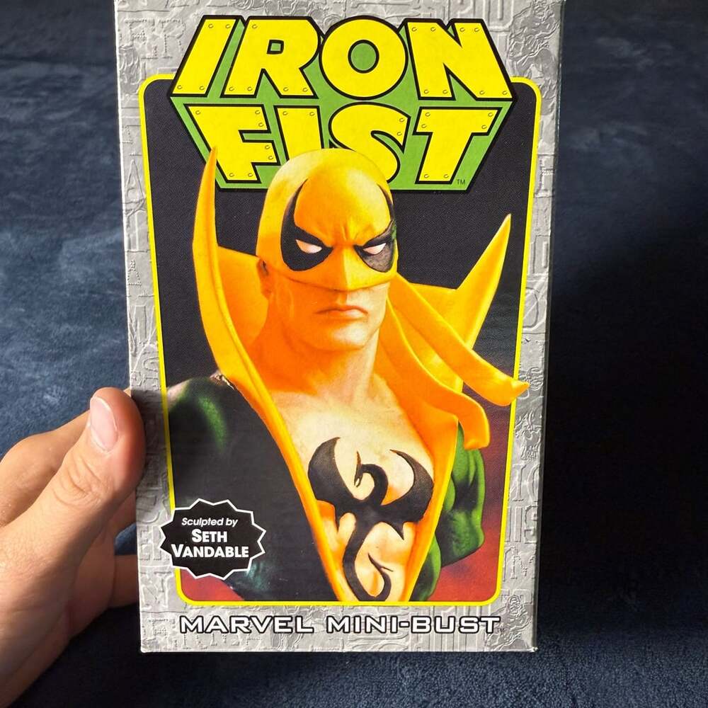 IRON FIST Marvel Comics Randy Bowen 5 1/2 inch Mini-Bust LOW NUMBER 766 of 4000